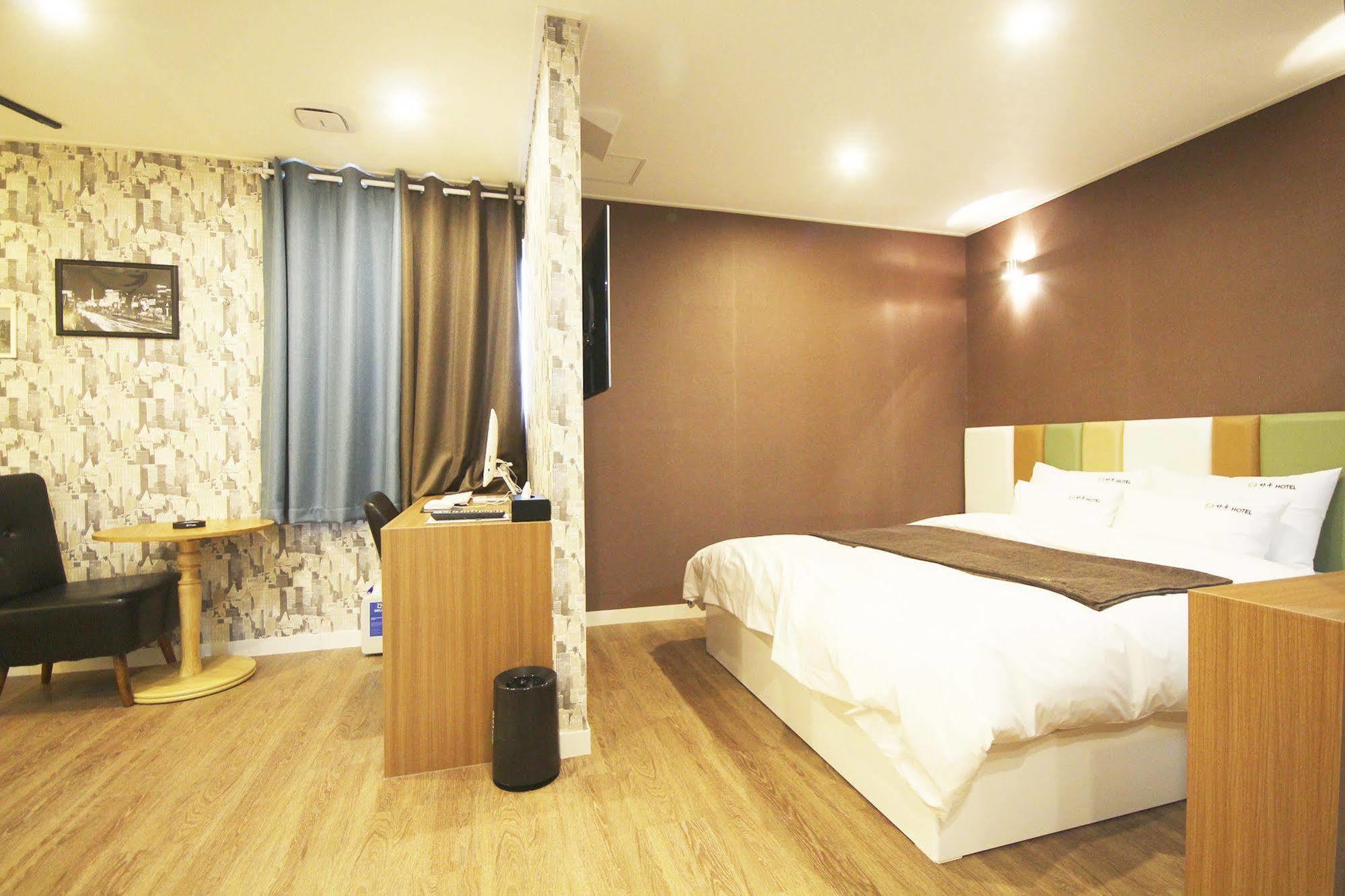 Haru Hotel Gimhae Ngoại thất bức ảnh