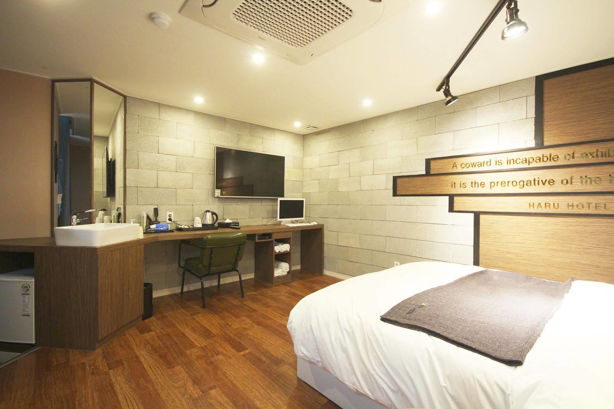 Haru Hotel Gimhae Ngoại thất bức ảnh
