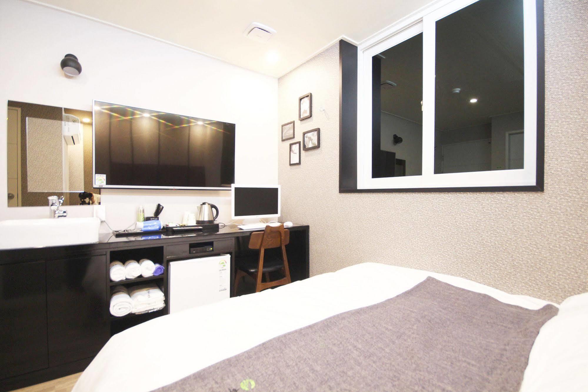 Haru Hotel Gimhae Ngoại thất bức ảnh